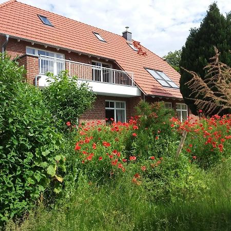 Haus Rosengarten- Ruhige Ferienwohnungen Im Gruenen Sehlen المظهر الخارجي الصورة