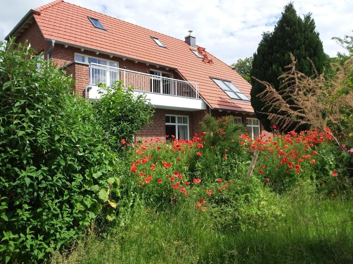 Haus Rosengarten- Ruhige Ferienwohnungen Im Gruenen Sehlen المظهر الخارجي الصورة