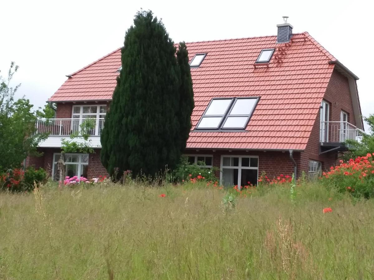 Haus Rosengarten- Ruhige Ferienwohnungen Im Gruenen Sehlen المظهر الخارجي الصورة