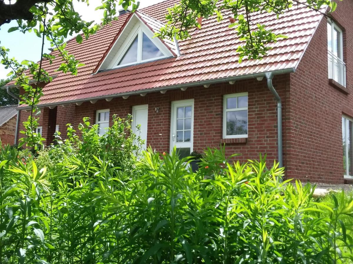 Haus Rosengarten- Ruhige Ferienwohnungen Im Gruenen Sehlen المظهر الخارجي الصورة